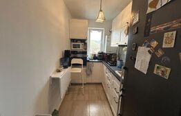 Apartament decomandat de doua camere, cu parcare, pe Valea Garbaului