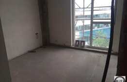 Vanzare apartament 3 camere, 68 mp, semifinisat, zona centrala