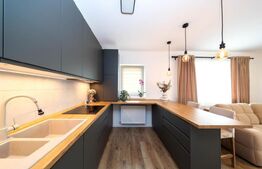 Apartament de vanzare, cu 3 camere, 85mp, zona Tractoru