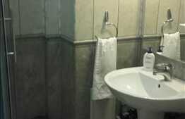 Vanzare apartament 3 camere, 80 mp, decomandat, zona Piata Marasti