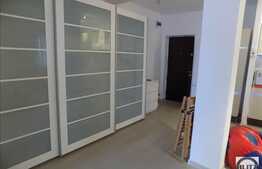 Vanzare apartament 2 camere, 46 mp, decomandat, terasa, zona Polus Center