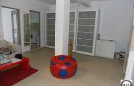 Vanzare apartament 2 camere, 46 mp, decomandat, terasa, zona Polus Center