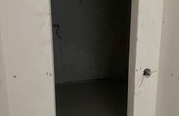 Apartament 2 camere, 71,30 mp, posibilitate recompartimentare, zona pod Ira