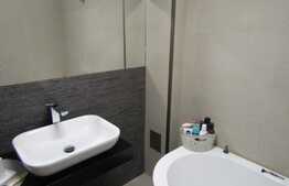 2 camere, 51.92 mp, decomandat, terasa, 2 garaje, zona Grand Hotel Italia