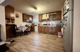 Casa 6 camere, Harman, 300 mp