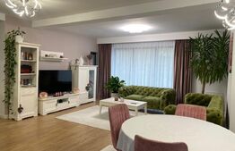 Casa de vacanta cu priveliste catre lac, 213 mp utili, 3500 mp teren cu livada