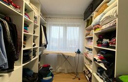 Casa de vacanta cu priveliste catre lac, 213 mp utili, 3500 mp teren cu livada