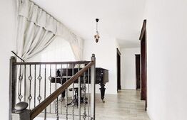 Casă de lux la cheie în Dezmir, 5 camere, teren generos de 1000 mp