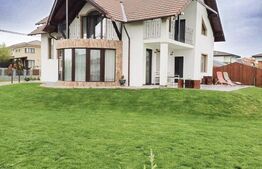 Casă de lux la cheie în Dezmir, 5 camere, teren generos de 1000 mp