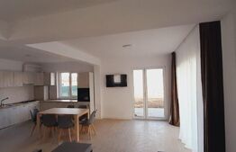 Casa de inchiriat, 5 camere, 120 mp, 3 parcari, zona Chinteni 