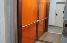 Apartament semidecomandat, 52 mp, lift, parcare subterana, zona Vivo