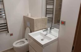 Apartament 3 camere,  70 mp, parcare subteran, zona semi-centrala