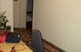 Apartament de vanzare 3 camere, 74 mp utili, zona Bucium, cu boxa si parcare