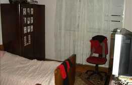 Apartament de vanzare 3 camere, 74 mp utili, zona Bucium, cu boxa si parcare