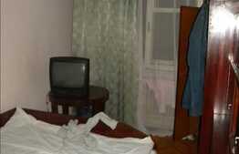 Apartament de vanzare 3 camere, 74 mp utili, zona Bucium, cu boxa si parcare