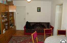 Apartament de vanzare 3 camere, 74 mp utili, zona Bucium, cu boxa si parcare