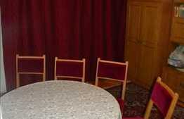 Apartament de vanzare 3 camere, 74 mp utili, zona Bucium, cu boxa si parcare