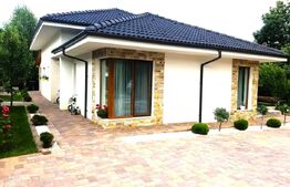 Casa la cheie, Feleacu, 900 mp, cu priveliste spre padure, 3 garaje