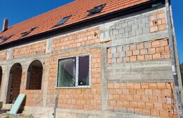 Casa tip duplex la 10min de centru! 3 nivele, teren 280mp