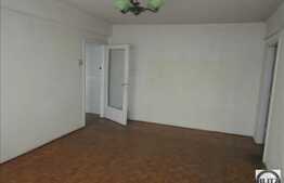 De vanzare apartament cu 3 camere, 76 mp, zona Piata Mihai Viteazu