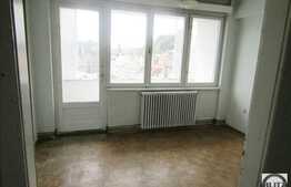 De vanzare apartament cu 3 camere, 76 mp, zona Piata Mihai Viteazu