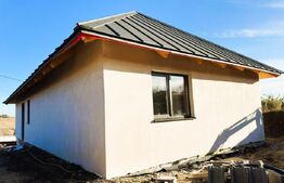 Casa 3 dormitoare, Campenesti, pe un singur nivel, cu priveliste