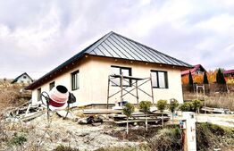 Casa 3 dormitoare, Campenesti, pe un singur nivel, cu priveliste