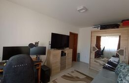 Apartament decomandat, 56 mp, mobilat si utilat, parcare, zona Eroilor