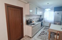 Apartament decomandat, 56 mp, mobilat si utilat, parcare, zona Eroilor