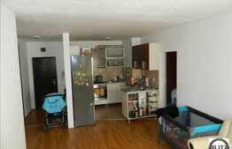 Apartament de vanzare cu 3 camere, semidecomandat, partial mobilat, in bloc nou