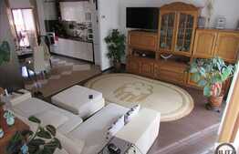 De vanzare apartament 3 camere, 74 mp, parcare, terasa, zona strazii Campului!