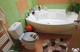 De vanzare apartament 3 camere, 74 mp, parcare, terasa, zona strazii Campului!