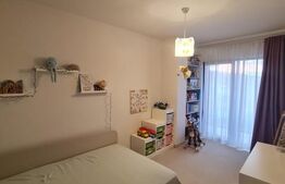 Casa cu 5 camere, zona de case, 275 mp de teren, zona Crizantemelor