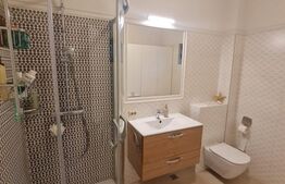 Casa cu 5 camere, zona de case, 275 mp de teren, zona Crizantemelor