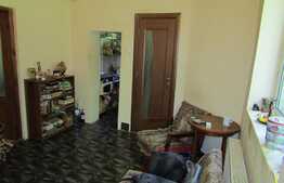 De vanzare apartament 2 camere, 56 mp, imobil tip casa/vila, zona centrala!