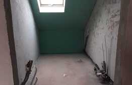 Apartament la mansarda 3 camere, 70 mp, zona strazii Eroilor! 