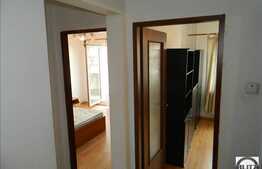 Apartament de vanzare cu 3 camere, 66 mp, decomandat, zona BRD,cu loc de parcare