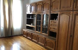 Casa de vanzare, cu 7 camere, 350 mp u & 2850 mp teren