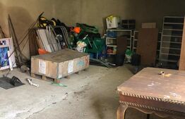 Casa de vanzare, cu 7 camere, 350 mp u & 2850 mp teren