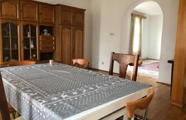 Casa de vanzare, cu 7 camere, 350 mp u & 2850 mp teren