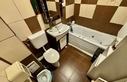 Apartament 1/2 camere, 32mp, parcare, etaj intermediar, zona Eroilor