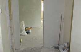 De vanzare apartament cu 4 camere, 72 mp, semifinisat , zona Profi