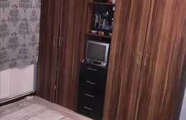 Vanzare apartament 3 camere, 53 mp, complet mobilat, zona Big