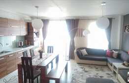 3 camere, 120 mp, scara interioara, parcare, zona liceului Edmond Nicolau