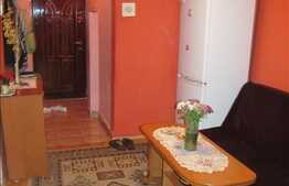 Vanzare apartament 3 camere, 70 mp, decomandat, boxa, zona strazii Mehedinti