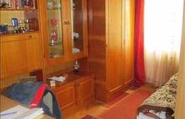 Vanzare apartament 3 camere, 70 mp, decomandat, boxa, zona strazii Mehedinti