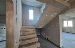 Casă Individuală de Vânzare în Ansamblu Privat – 176 mp