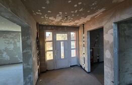 Casă Individuală de Vânzare în Ansamblu Privat – 176 mp