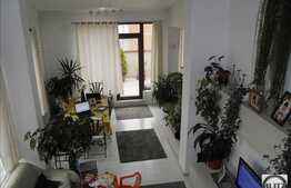 4 camere, decomandat, 158 mp, terasa 31 mp, zona strazii Plopilor