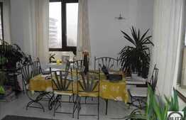 4 camere, decomandat, 158 mp, terasa 31 mp, zona strazii Plopilor